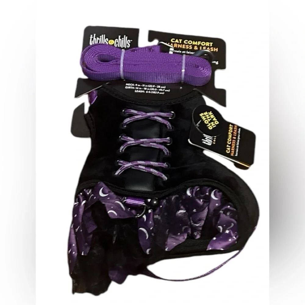NWT  CAT Comfort Harness & Leash Glow In The Dark Purple Witch Dress Halloween